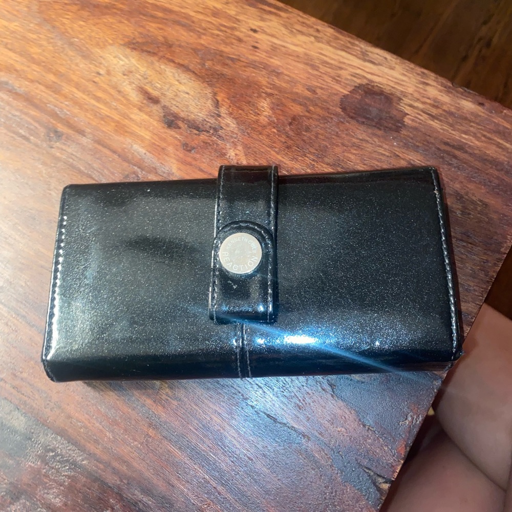 Kenneth Cole Reaction Black Wallet